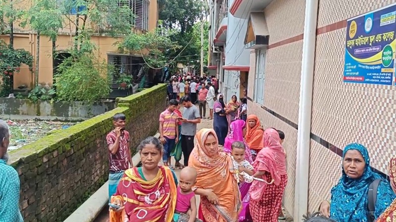 ভালুকায় গলা কেটে মা ও দুই সন্তানকে হত্যা: দেবর নজরুল পলাতক,সন্দেহ ঘনীভূত